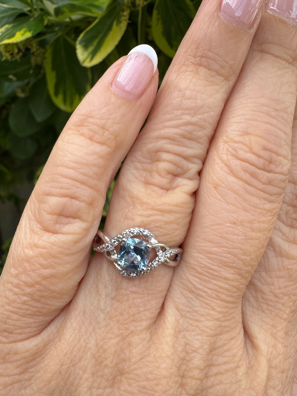 Nataliya V. Collister Round Cut Blue Crystal Sterling Silver Ring Size 6 NVC 92